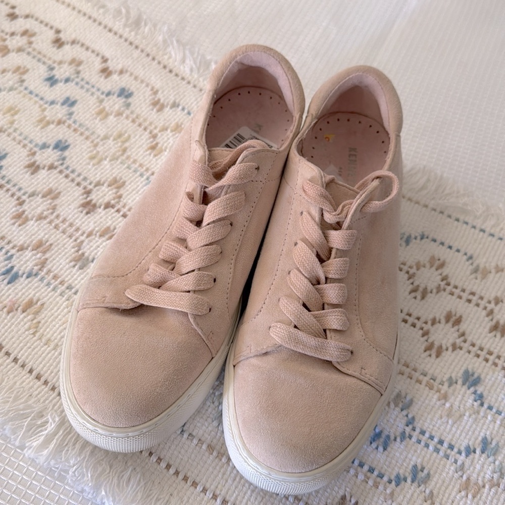 KENNETH COLE Womens KAM Rose Pink Blush Suede Leather Sneaker Trainer 6.5